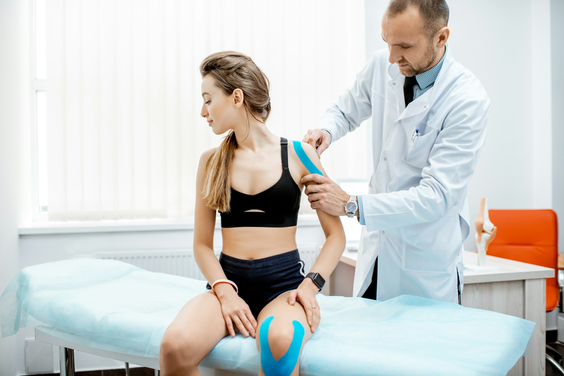 sports doctor